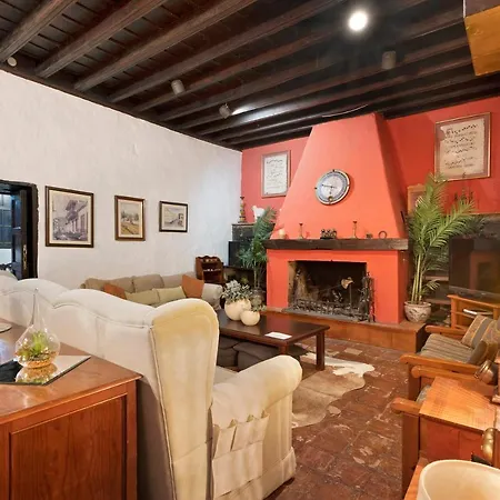 17th Century Canary Mansion * Tacoronte