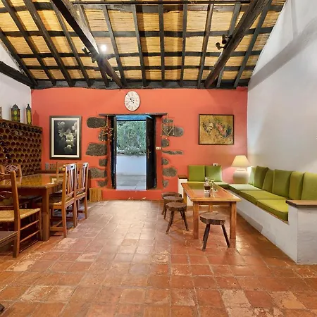 17th Century Canary Mansion *